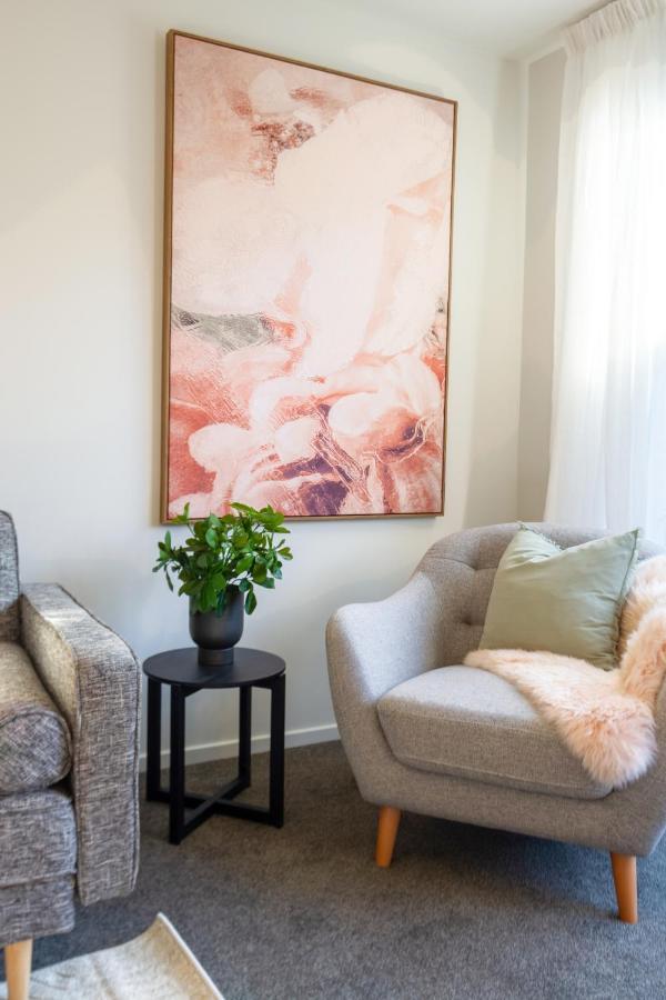 Cozy 3 Bedroom Near Hagley Park W/Garage Christchurch Eksteriør bilde