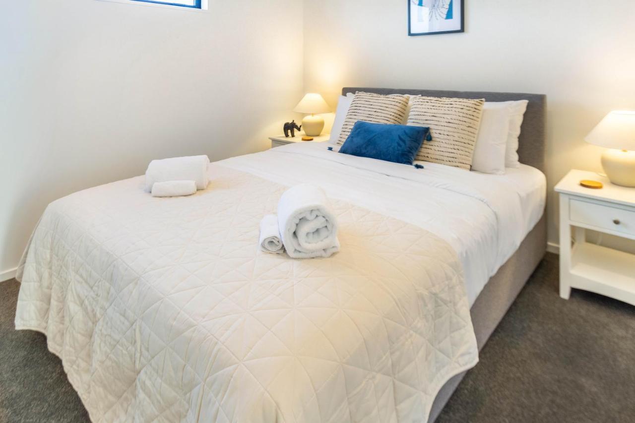 Cozy 3 Bedroom Near Hagley Park W/Garage Christchurch Eksteriør bilde