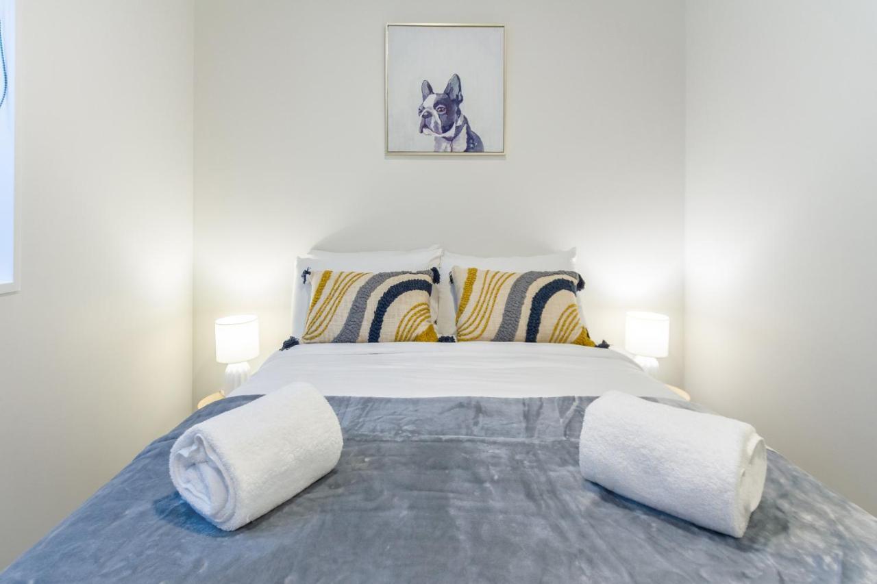 Cozy 3 Bedroom Near Hagley Park W/Garage Christchurch Eksteriør bilde