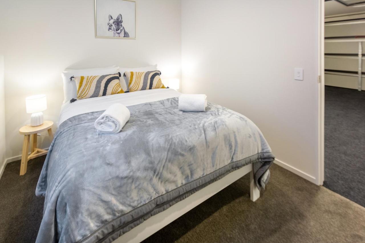 Cozy 3 Bedroom Near Hagley Park W/Garage Christchurch Eksteriør bilde