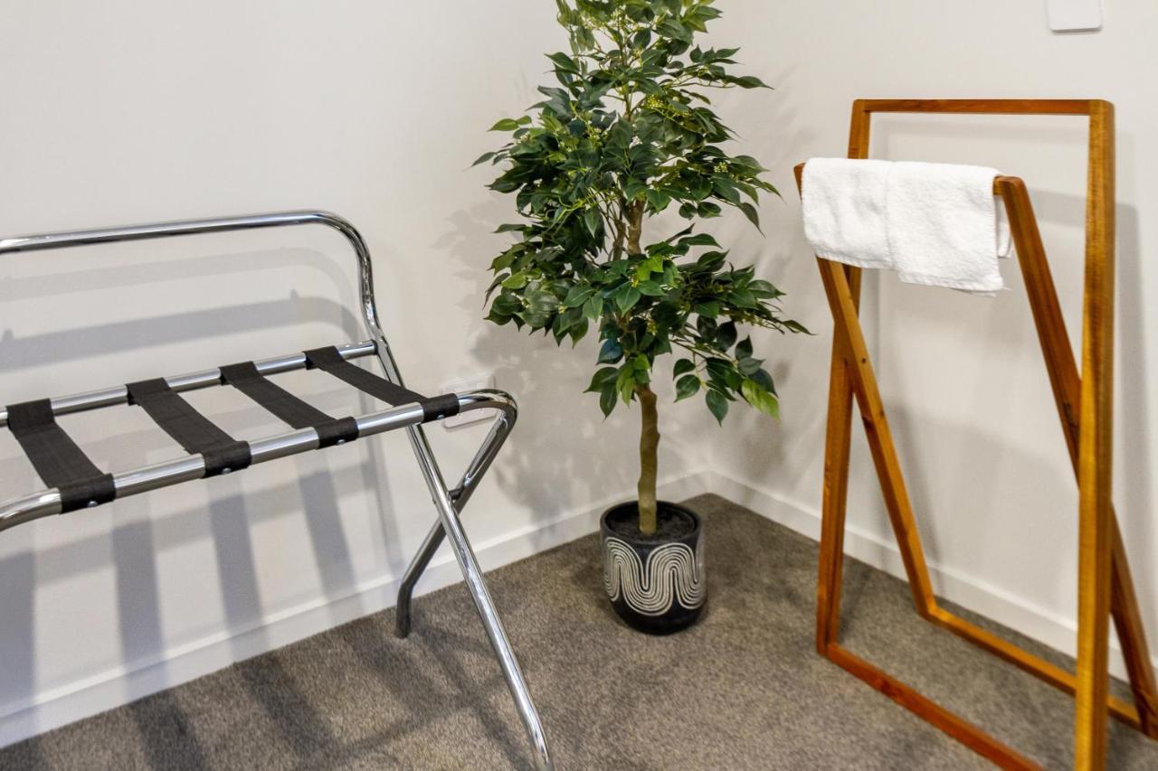 Cozy 3 Bedroom Near Hagley Park W/Garage Christchurch Eksteriør bilde