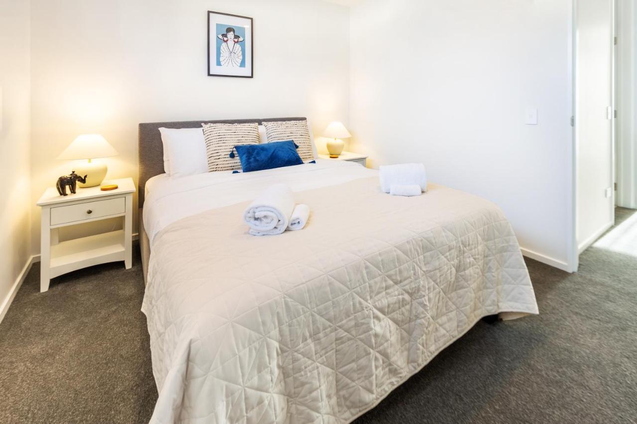 Cozy 3 Bedroom Near Hagley Park W/Garage Christchurch Eksteriør bilde